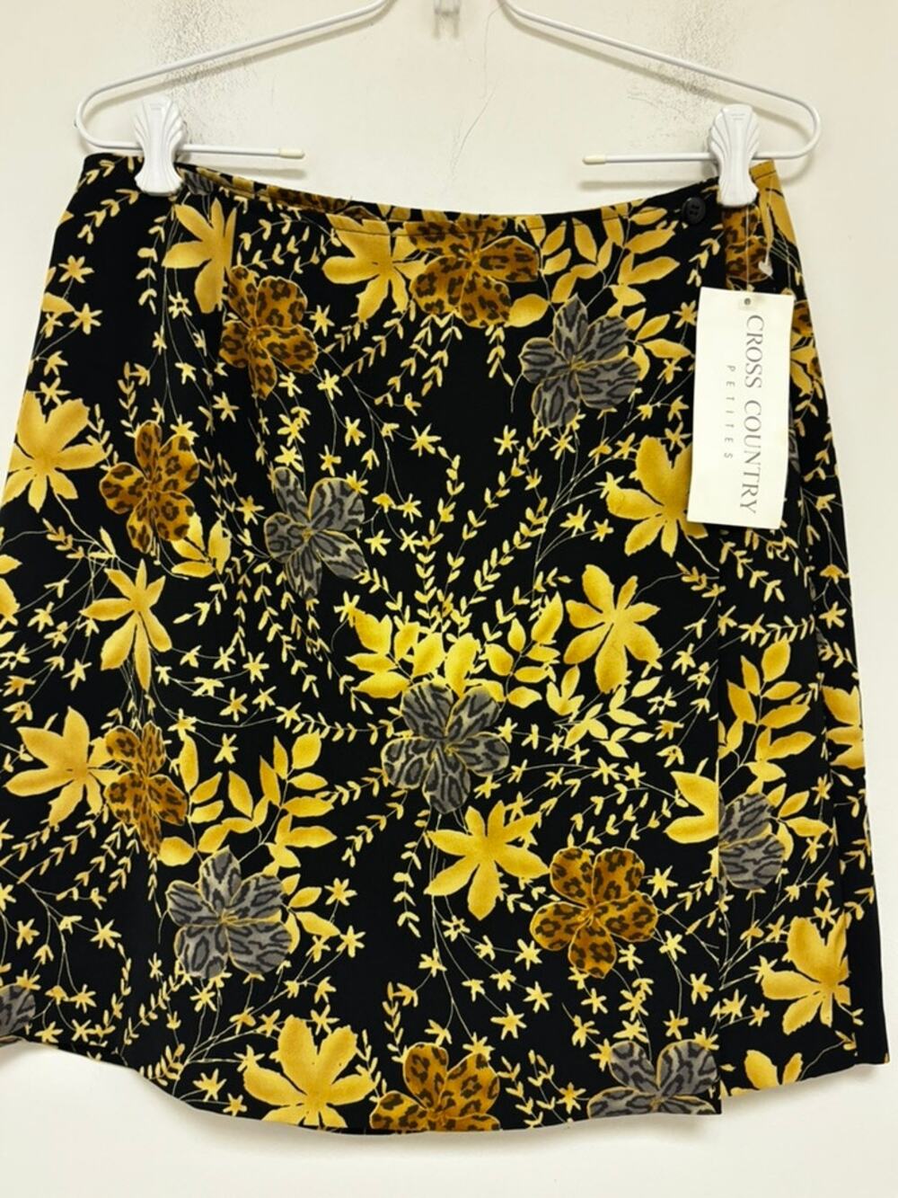 Cross Country Petites Vintage Floral Black Yellow Skirt 90s NWT Size 14P